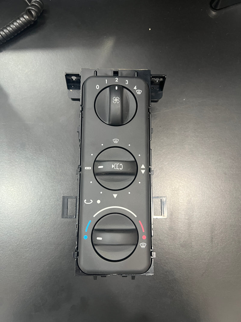 A/C control unit control to suit Mercedes Actros MP3