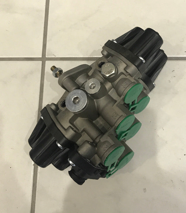 Multi Circuit protection Valve to suit Mercedes Actros