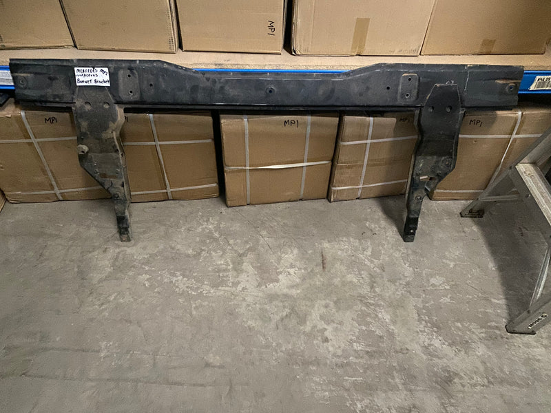 Bonnet bracket MP2 (second hand) to suit Mercedes Actros